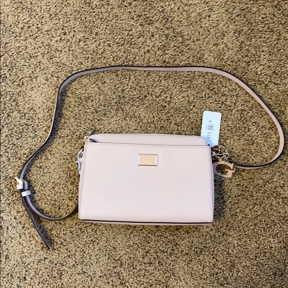 Guess Handbags - BRAND NEW- Guess purse